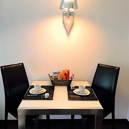 Apartament Bahari *